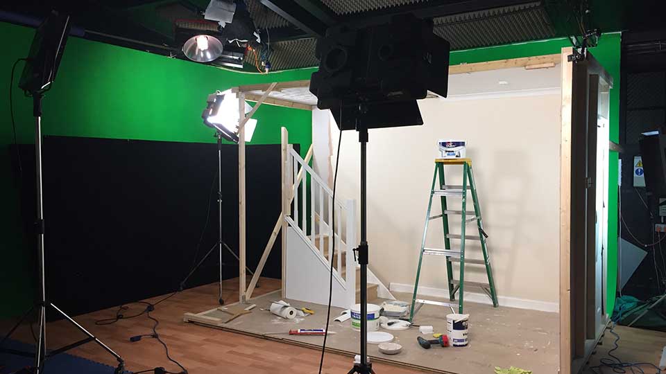 building sets at galleon studios image