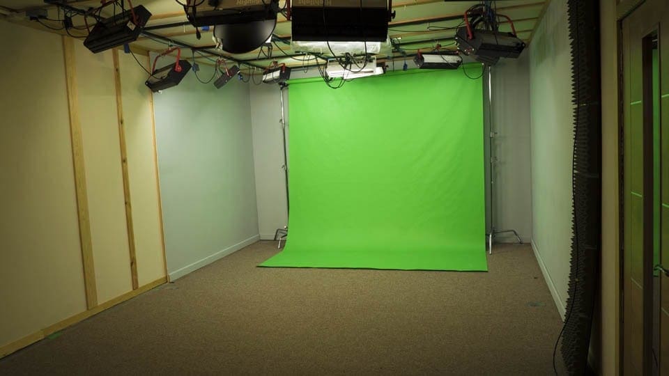 Soundproof studio colorama hire Soundproof studio colorama hire image