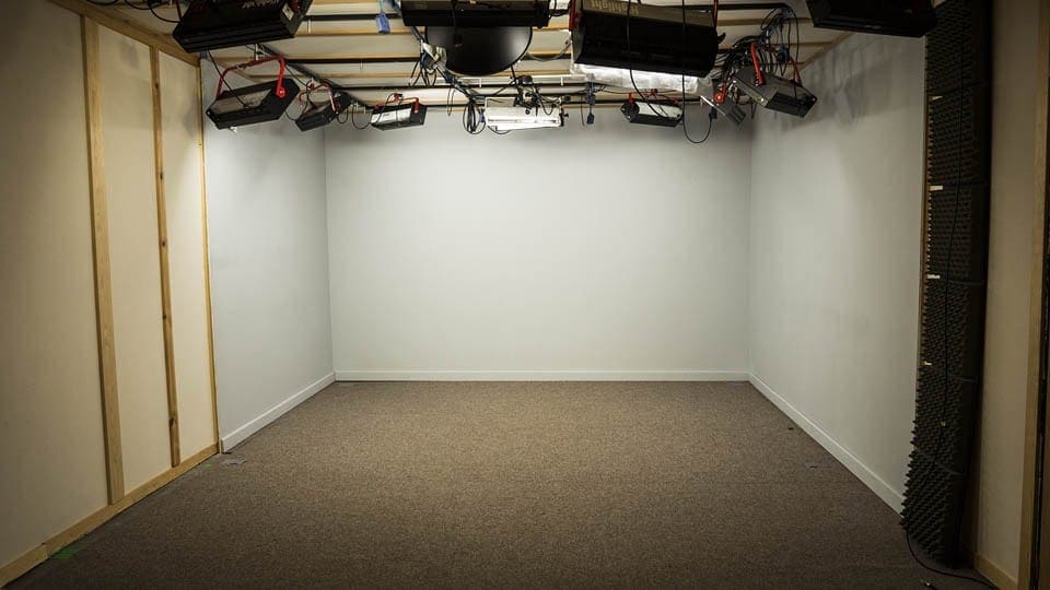 Soundproof studio hire Soundproof studio hire image