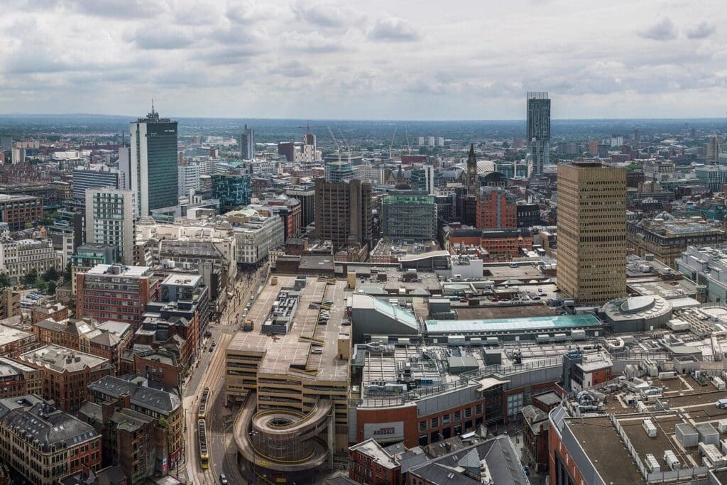manchester skyline min