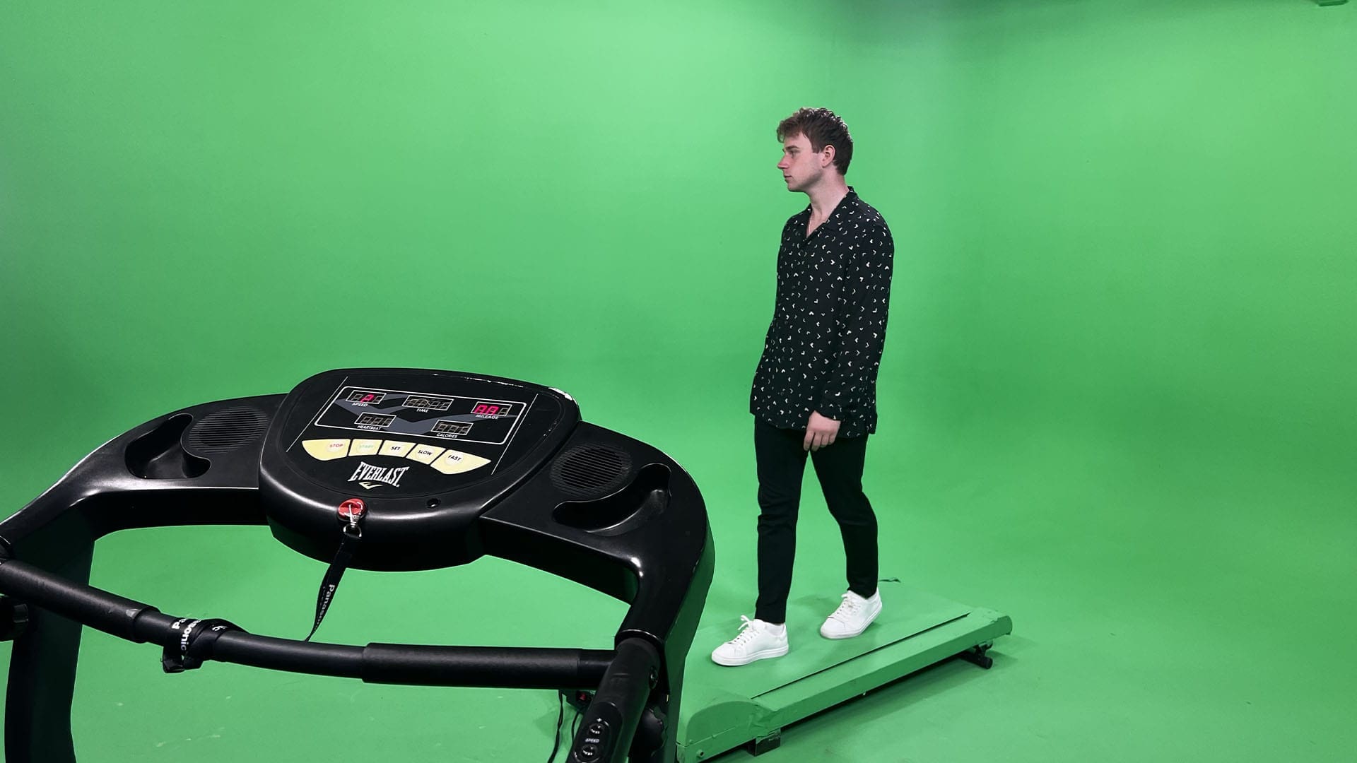 Beyond the Basics: 5 Innovative Uses for Green Screen Technology at Our Manchester Studios 6 green screen treadmill at Galleon Studios